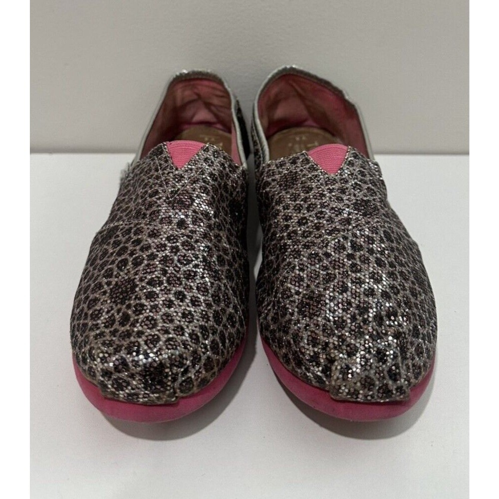 Toms girls size 4 youth pink shimmer flat slip on shoes